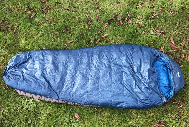 Alpkit Pipedream 400 ultralight down 3season sleeping bag a warm and