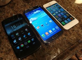 Galaxy S4 vs iPhone 5 vs Nexus 4