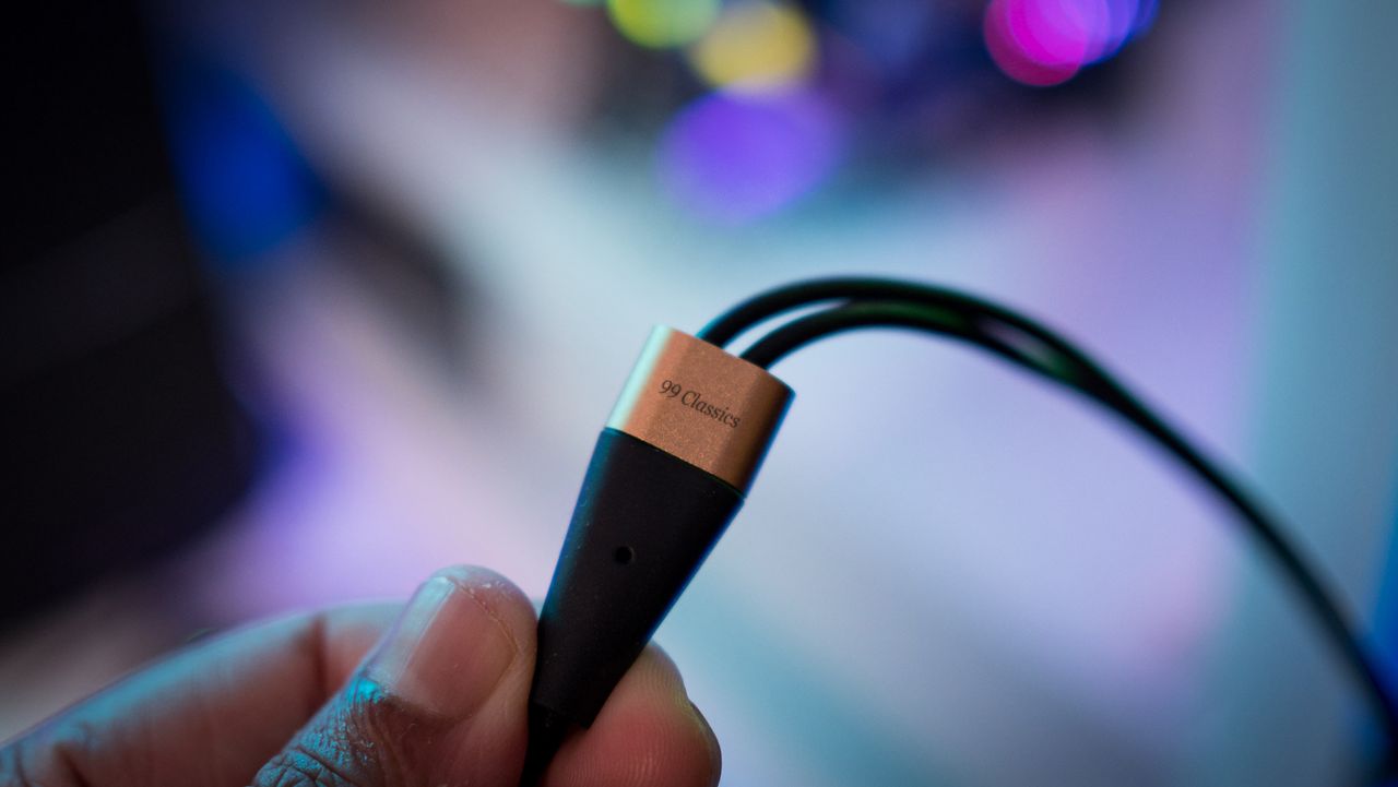 Meze 99 Classics cable