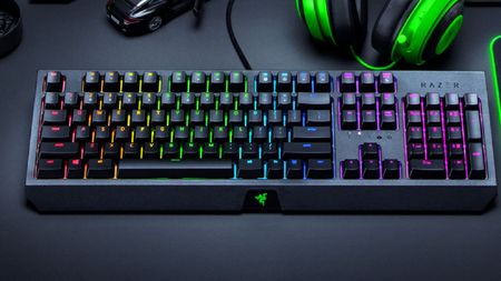 Grab yourself a fancy new plank this Prime Day with these Razer keyboard deals