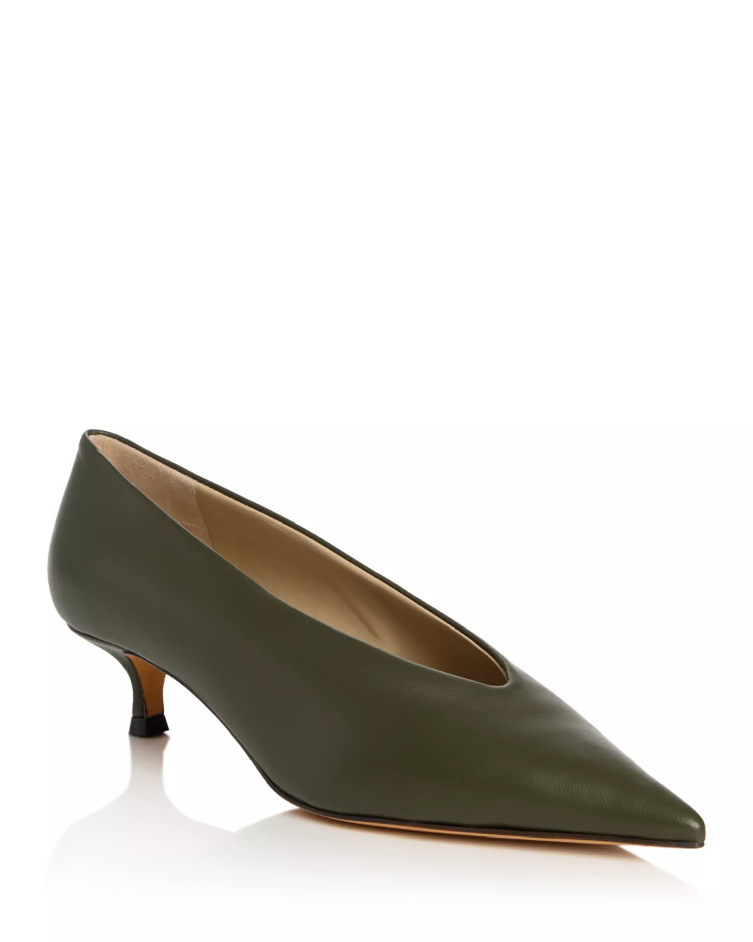 Le Monde B&amp;eacute;ryl, Babouche Kitten Heel Pumps