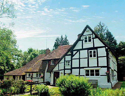 country-house-for-sale-near newbury