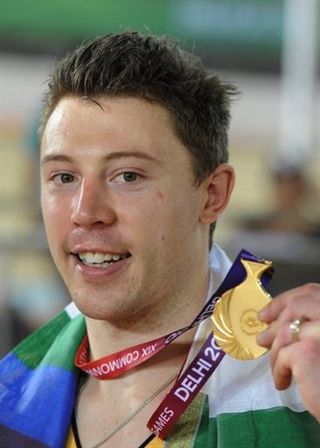 Shane Perkins (Australia) with his gold medal for the men's sprint.