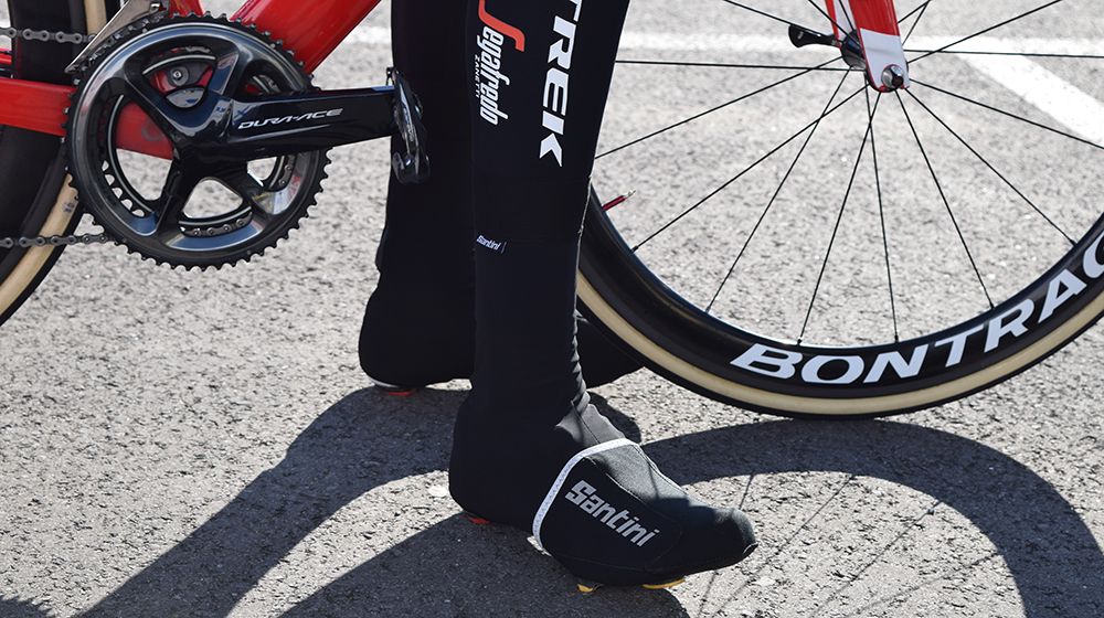 Oversocks combined with toe warmers were a common trend for the freezing temperatures over the weekend