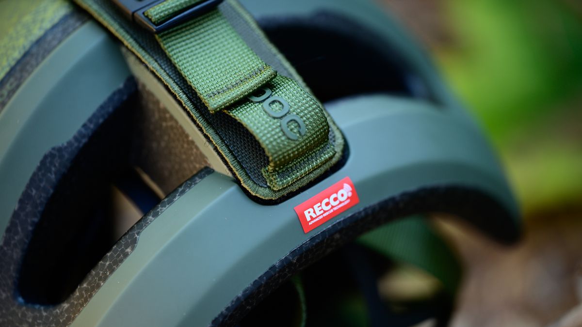 POC Omen Ultra MIPS recco reflector