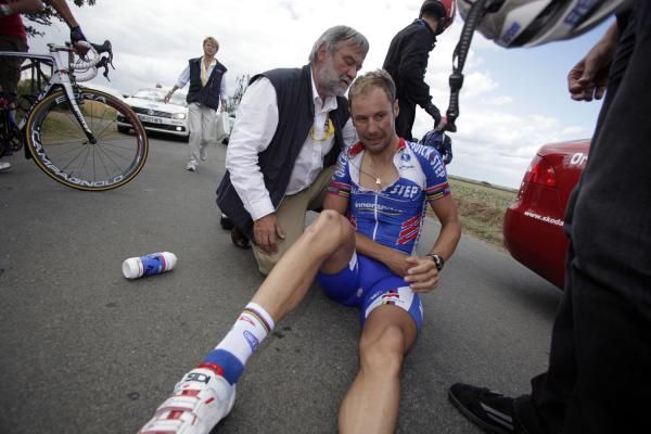 Tom Boonen needed several minutes before he could get back on his bike