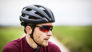 lazer mips helmet