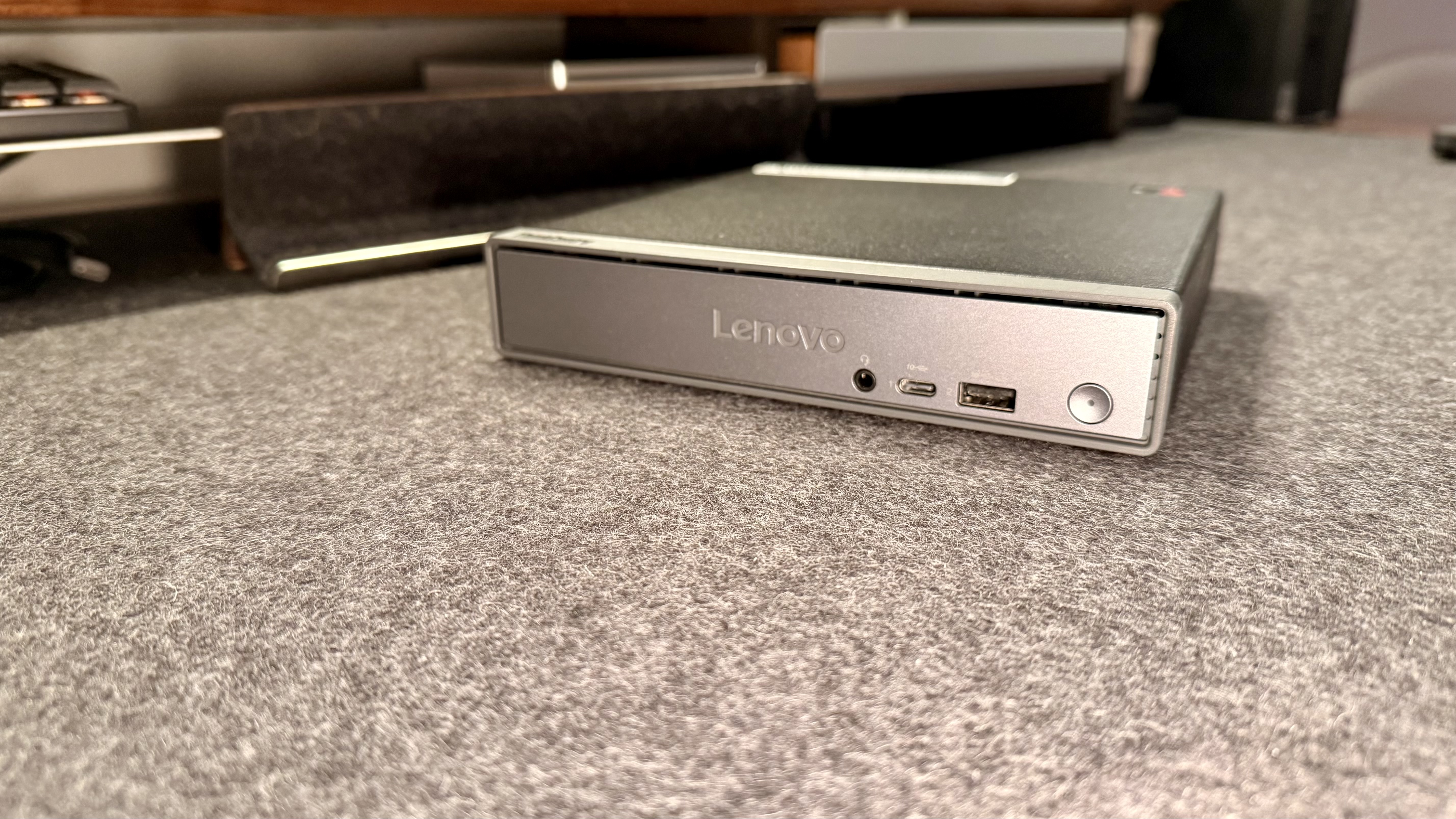 Lenovo | ThinkCentre neo 50q QC