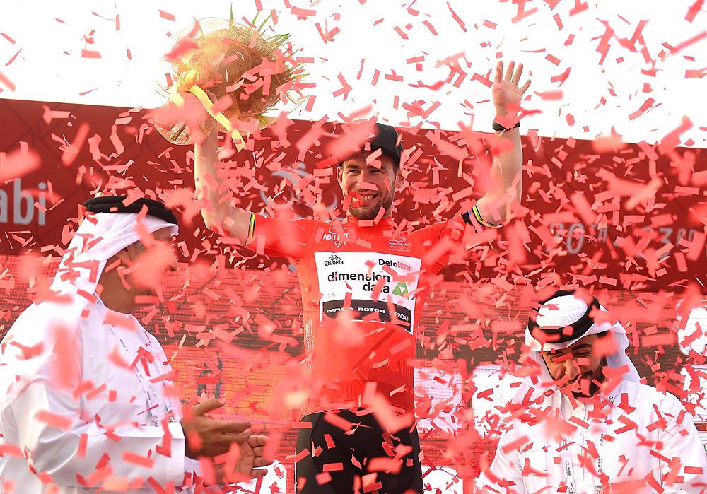 Mark Cavendish (Dimension Data) wins stage 2 at 2016 Abu Dhabi Tour and celebrates moving into the overall leader's jersey