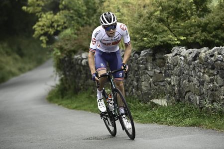 Oliver Stockwell riding for GB at the 2021 Tour of Britain