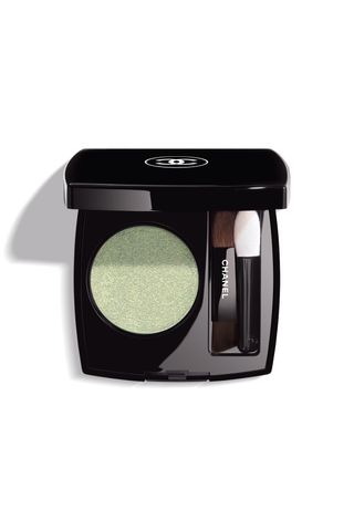 Chanel Ombre Essentielle Eyeshadow in Jade Facetté