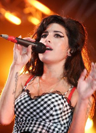 Amy Winehouse.