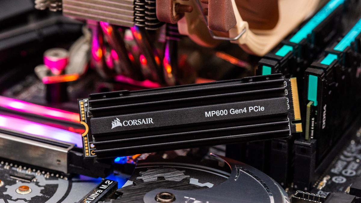 vocal Hoist mow Corsair Force MP600 M.2 NVMe SSD Review: Stealthy PCIe 4.0 Speed | Tom's  Hardware