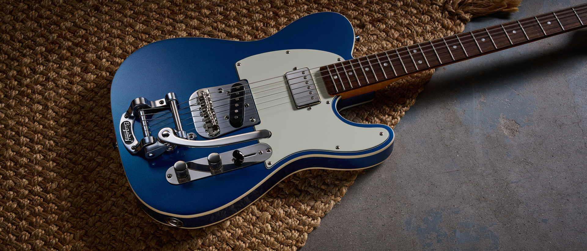 Fender Squier Classic Vibe Custom Telecaster SH with Bigsby