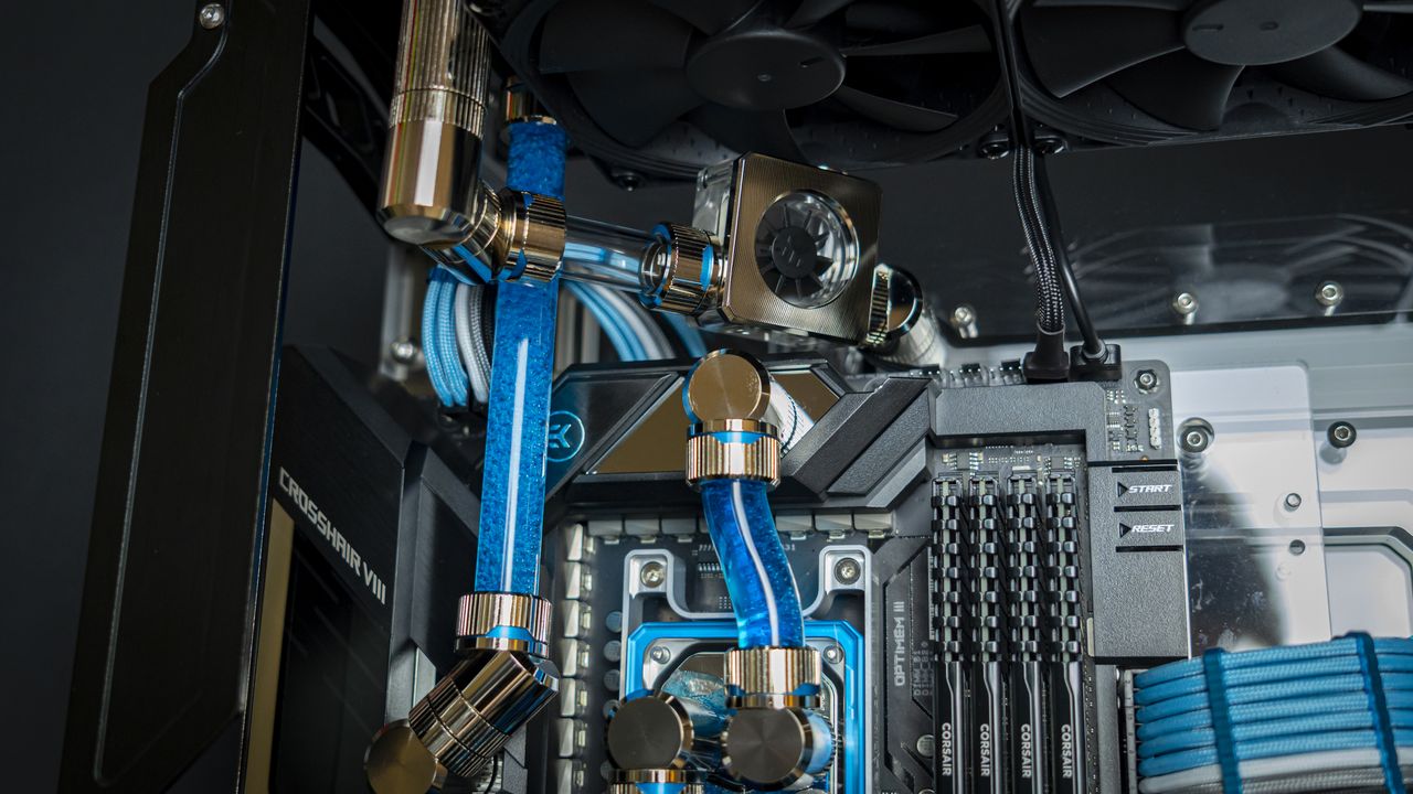 Blue Shift, Spectre III PC Build