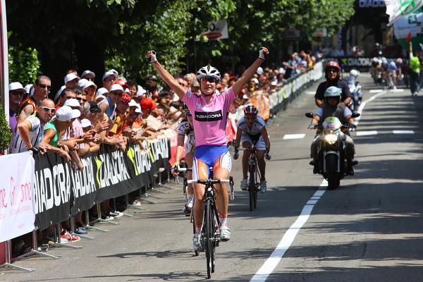 Marianne Vos (Netherlands) takes her second stage win.