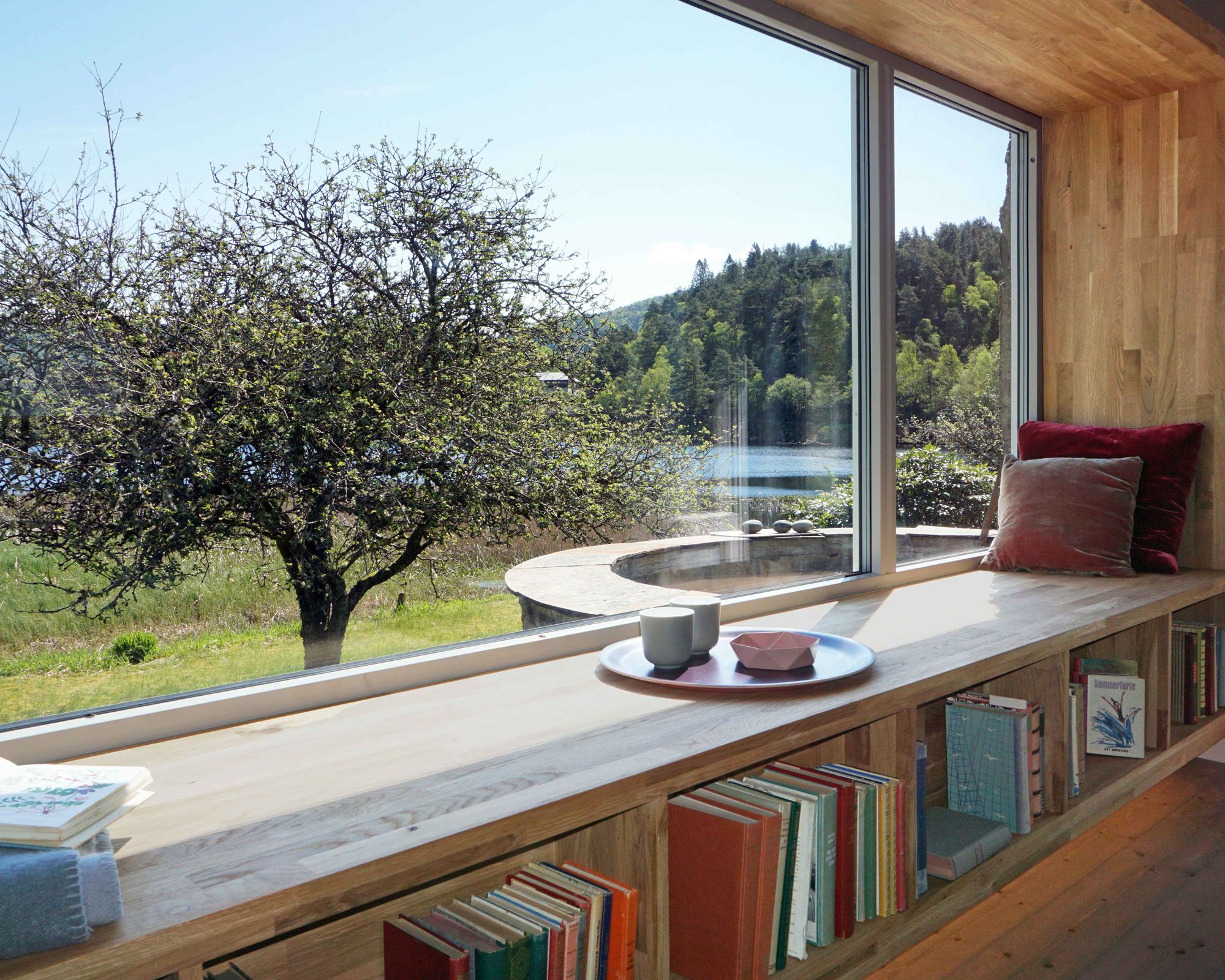 House in Norway by Oliver Heath Design