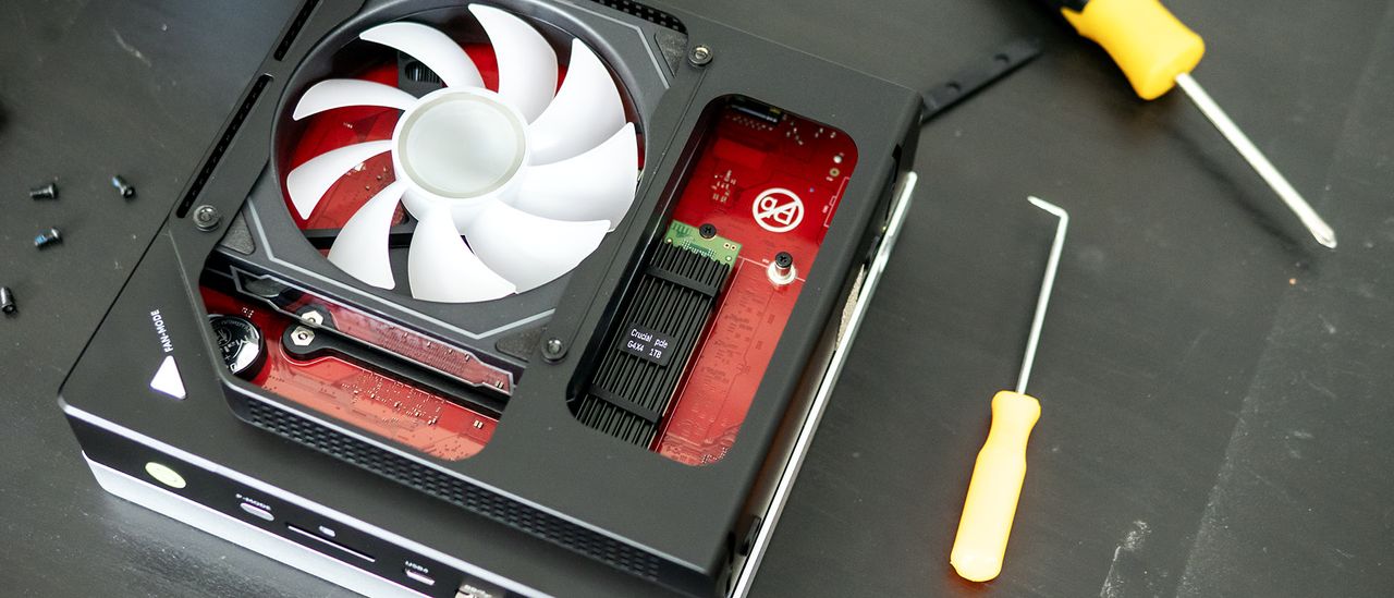 GMKtec Evo X2 AI Mini PC