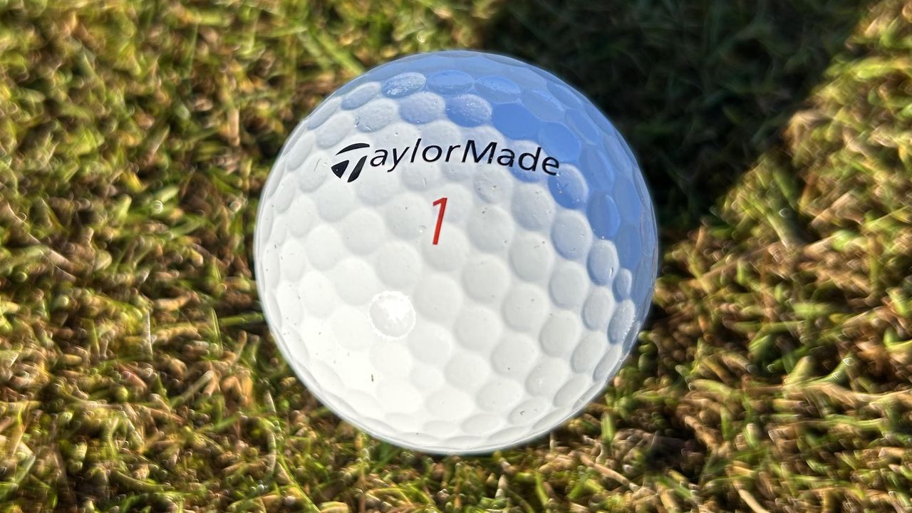 Photo of the white TaylorMade 2025 Tour Response Golf Ball