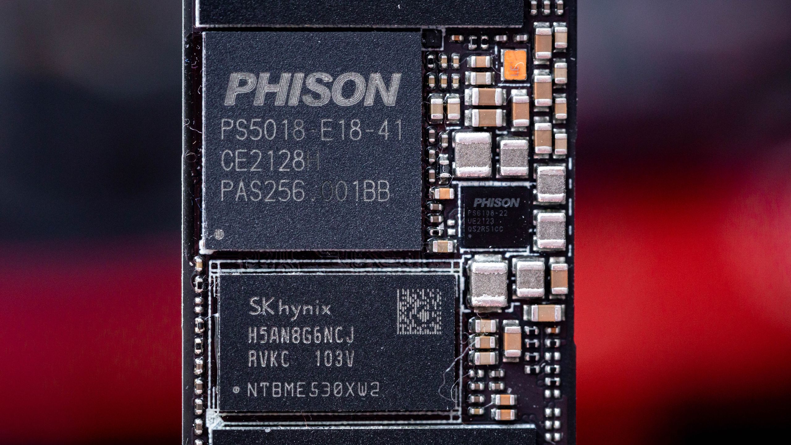 Sabrent Rocket 4 Plus 8TB SSD Review: Big Capacity Meets TLC Flash