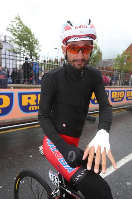 Giampaolo Caruso (Katusha) has his hand in plaster after a crash