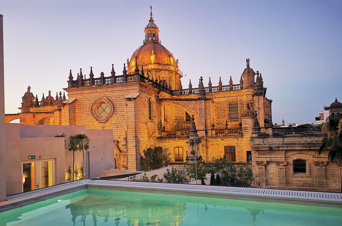 The pool st Hotel Bodega T&iacute;o Pepe