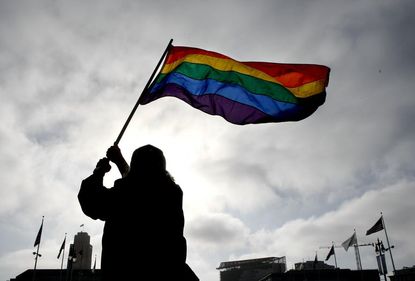 Federal judge strikes down gay marriage ban in Alaska