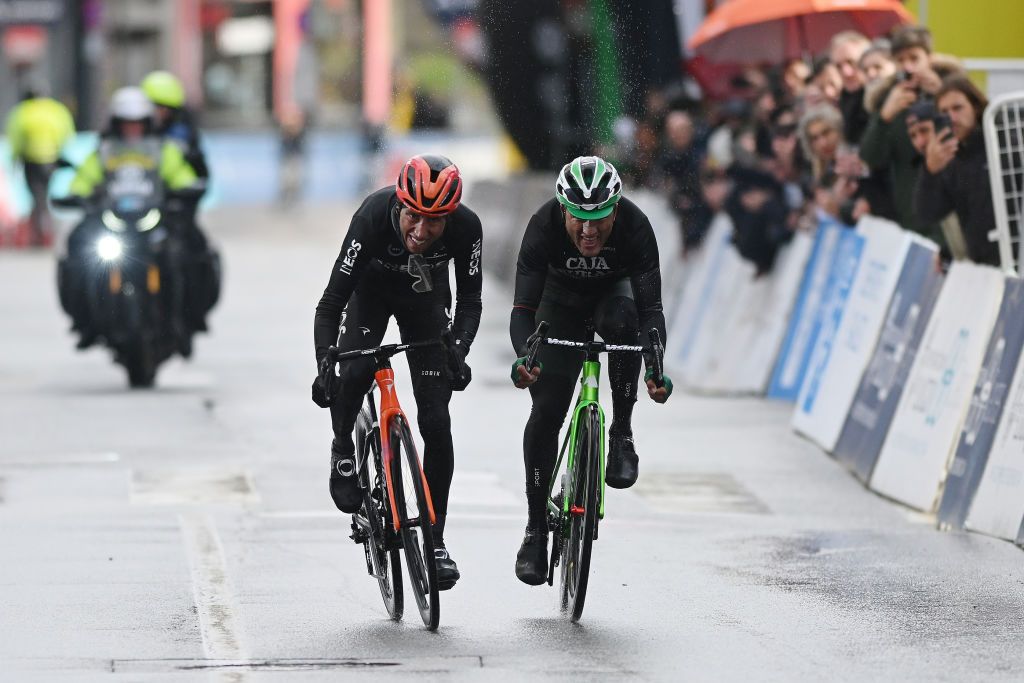 CHANTADA SPAIN FEBRUARY 23 EDITORS NOTE Alternate crop LR Egan Bernal of Colombia and Team INEOS Grenadiers and Jefferson Alveiro Cepeda of Ecuador and Team Caja Rural Seguros RGA sprint at finish line during the 3rd O Gran Camio The Historical Route 2024 Stage 2 a 1512km stage from Taboada to Chantada 481m on February 23 2024 in Chantada Spain Photo by Dario BelingheriGetty Images