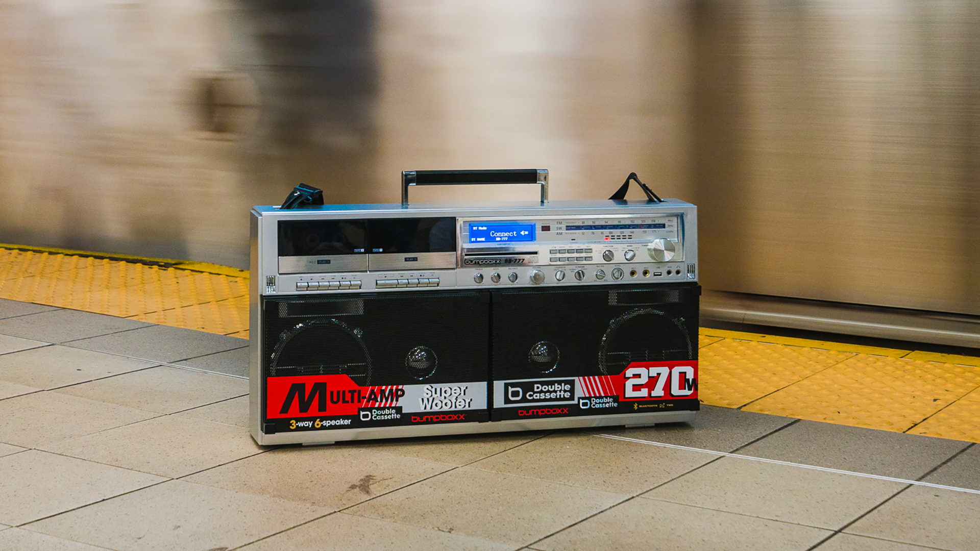 The Bumpboxx BB-777 boom box.