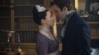 Yerin Ha as Sophie Baek, Luke Thompson as Benedict Bridgerton in episode 405 of Bridgerton