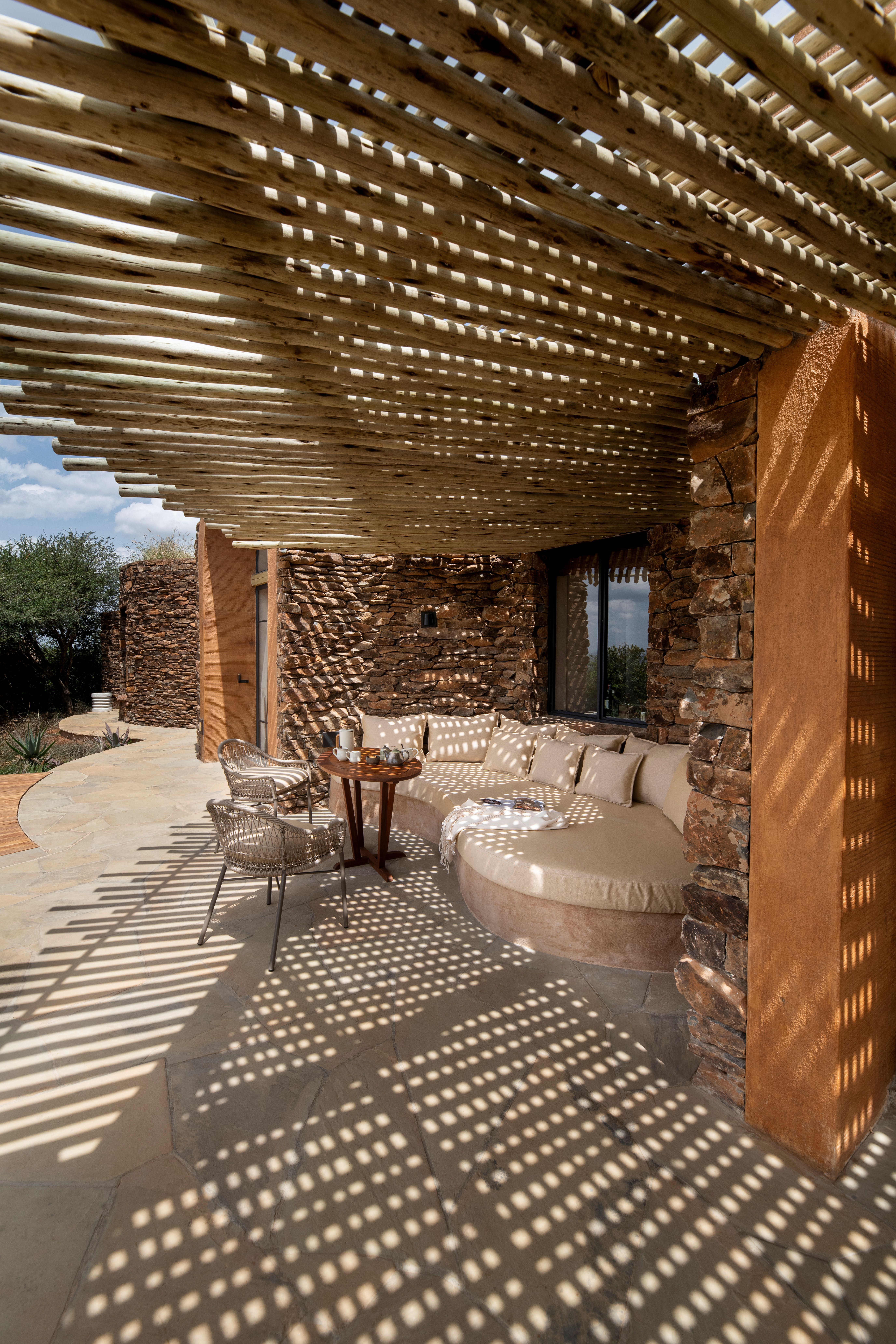 andbeyond suyian lodge review