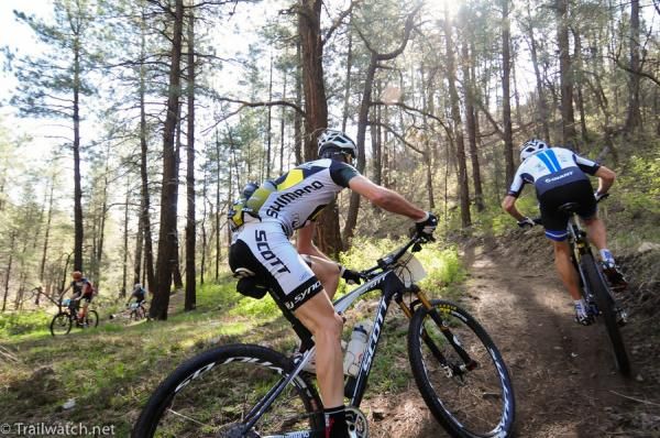 Geoff Kabush (Scott-3Rox Racing) head up some sweet singletrack 30 seconds behind JHK