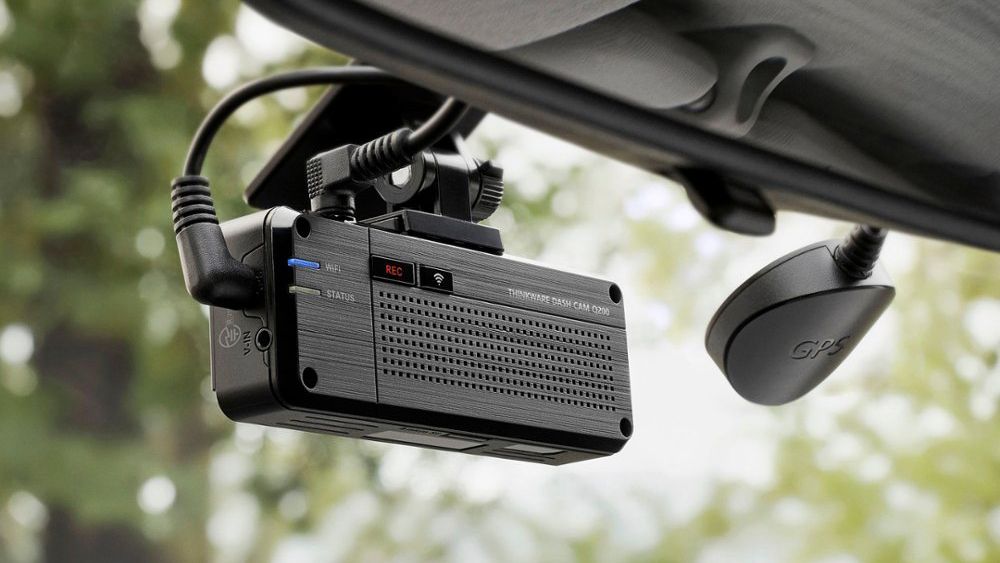 Thinkware Q200 dash cam's unusual rotating rear camera gives all-round view