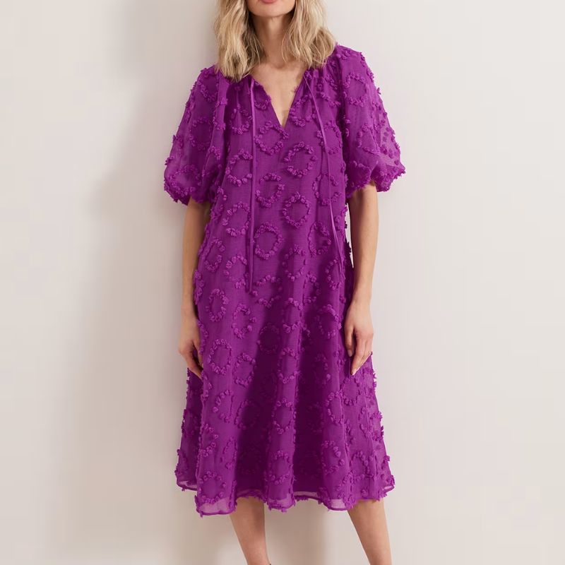 purple dress