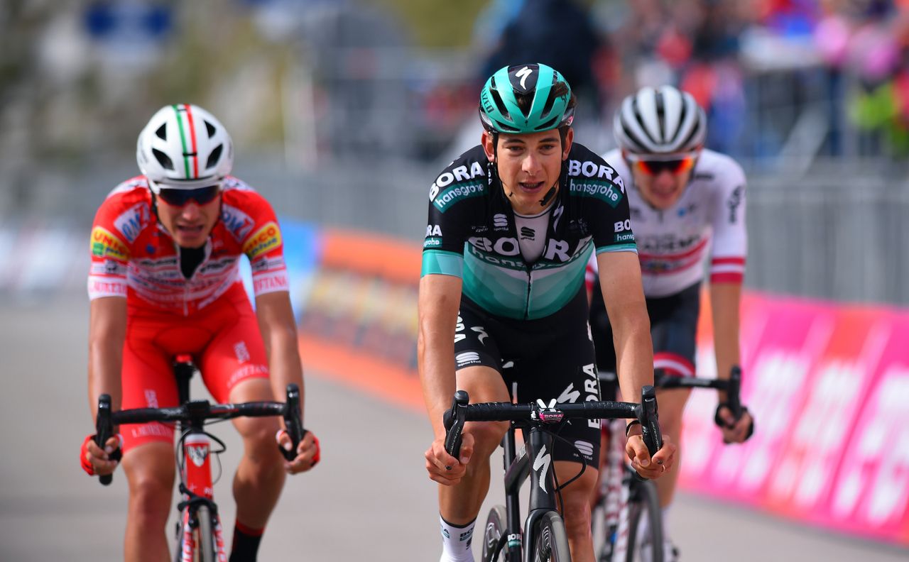 Davide Formolo (Bora-Hansgrohe) takes third place on stage 17 of the 2019 Giro d'Italia