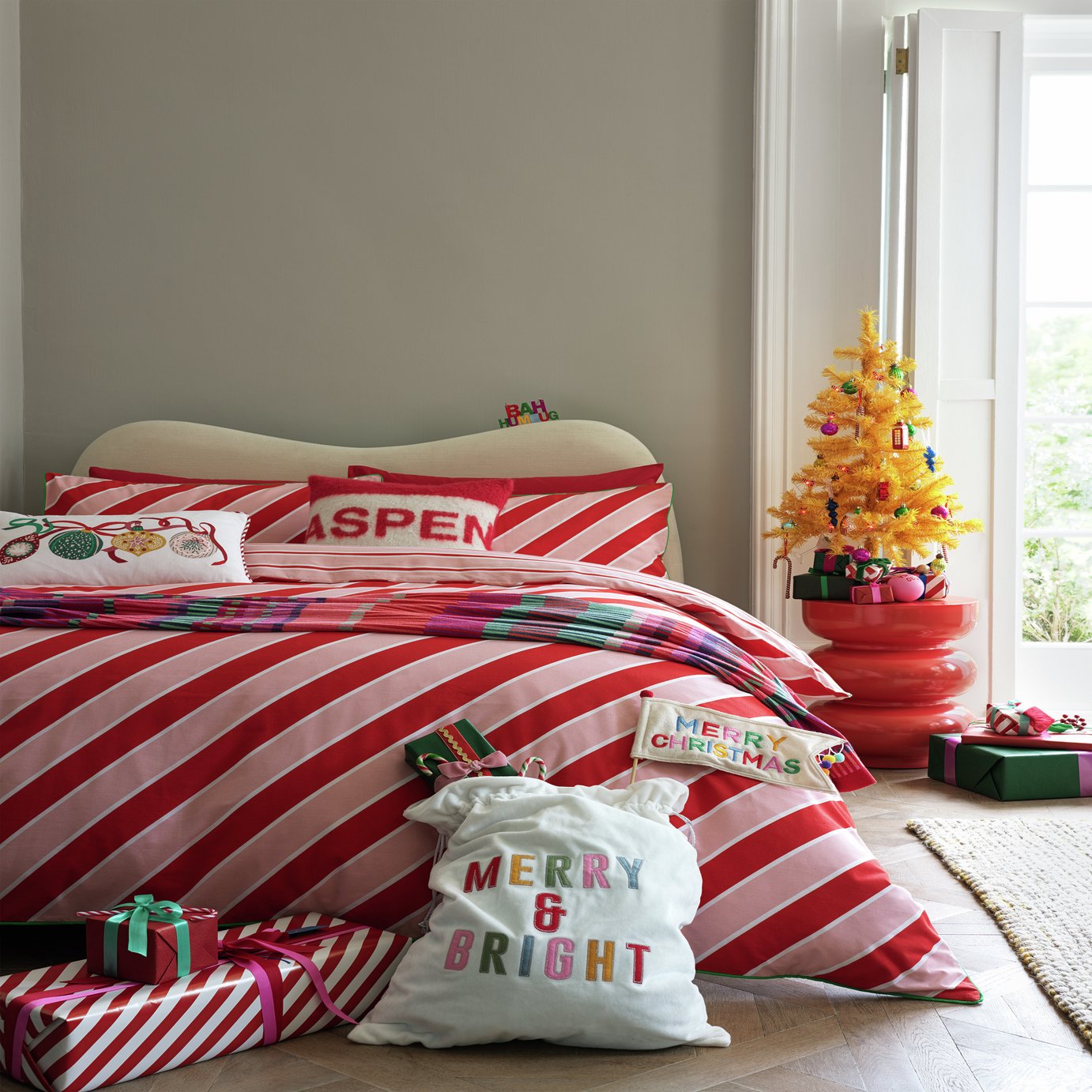 Habitat Candy Stripe Pink &amp;amp; Red Bedding Set - Single