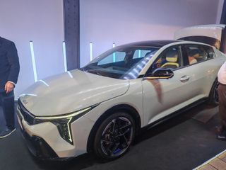 KIA K4