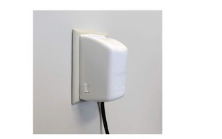 Dreambaby Dual Fit Outlet Plug Cover