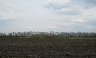 Ukrainian Bronze Age burial mound