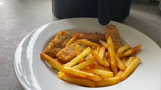 Fish fingers and chips cooked in the Instant 4-in-1 Air Fryer