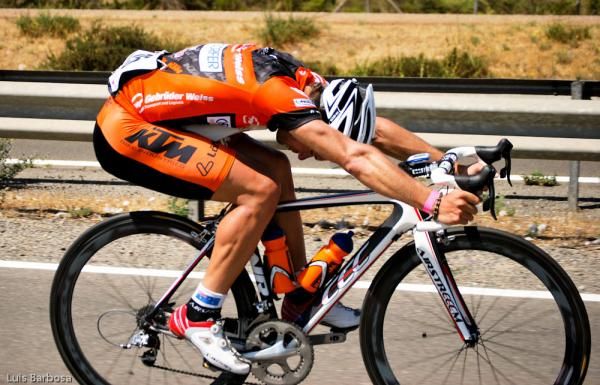 Alexander Durager in aerodynamic mode on a descent.