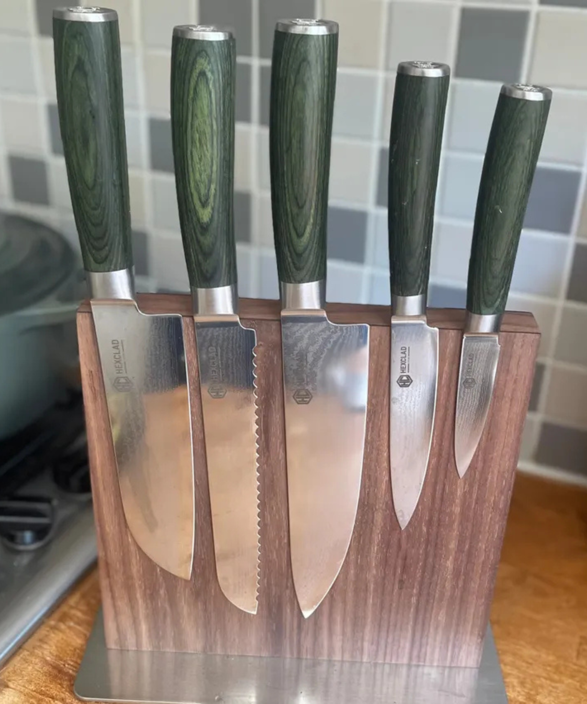 HexClad Japanese Damascus Steel Knives in my kitchen