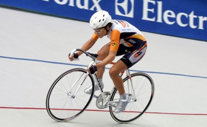 Leontien van Moorsel set her hour record in Mexico