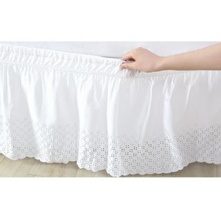 Better Homes and Gardens White Solid Cotton-Poly Bedskirt, Adjustable
