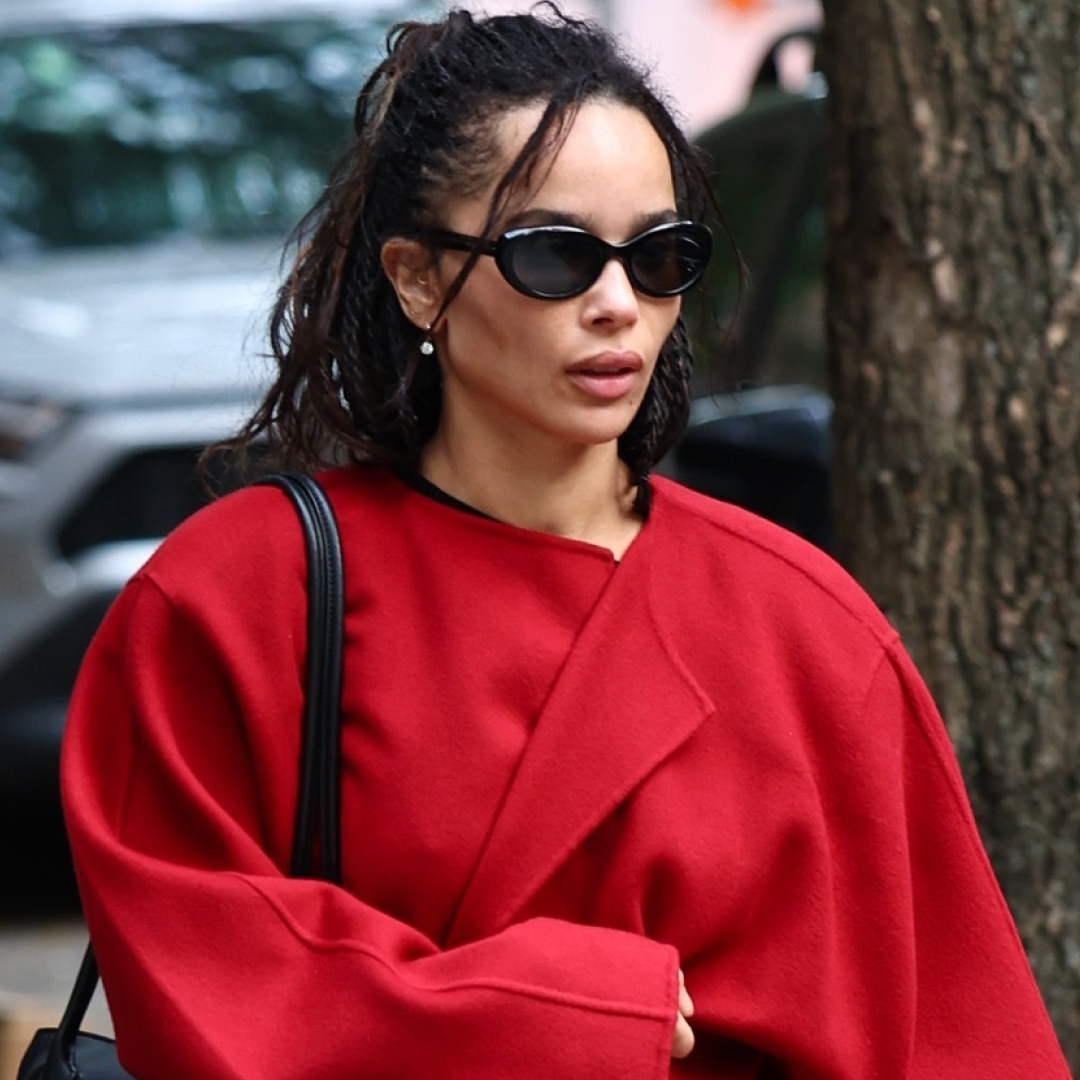 Zo&euml; Kravitz's oversized coat proves red will be the new cool-girl neutral for fall and winter