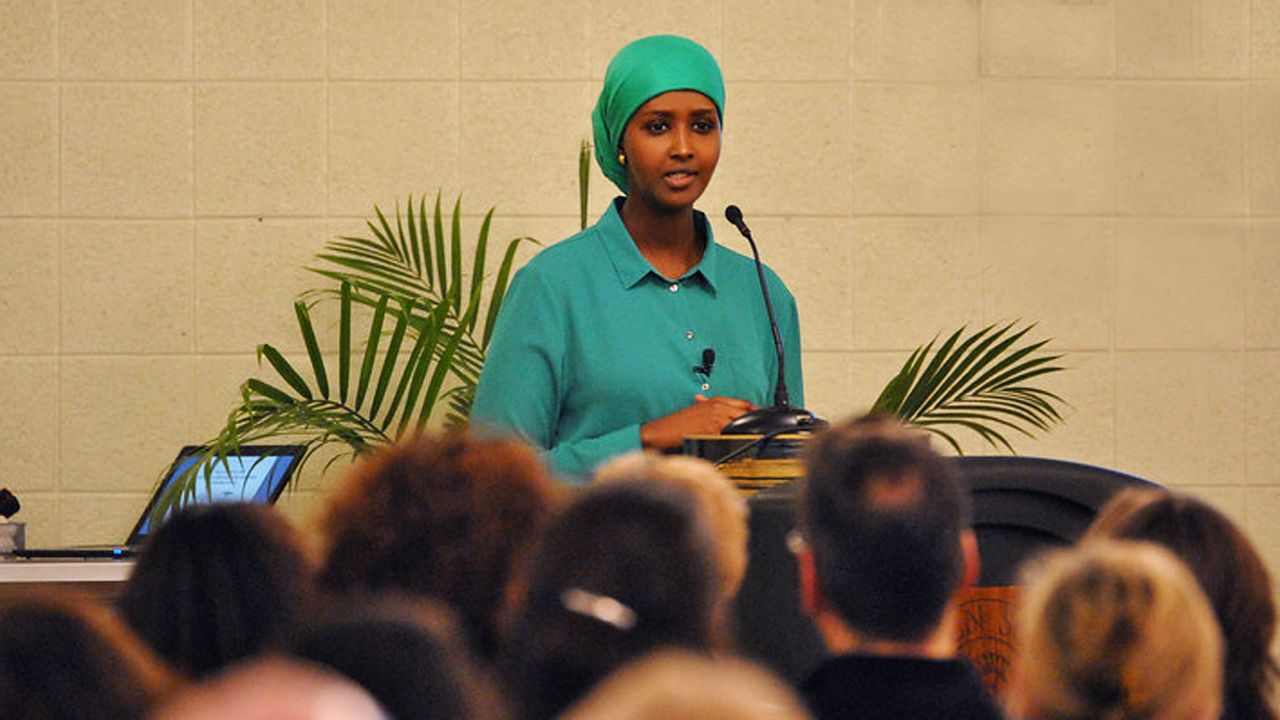 Fadumo Dayib addressing people from podium