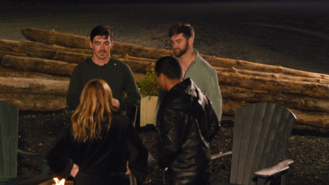 Dallas and Lynsey talking to Alec and Dayton on Extracted.