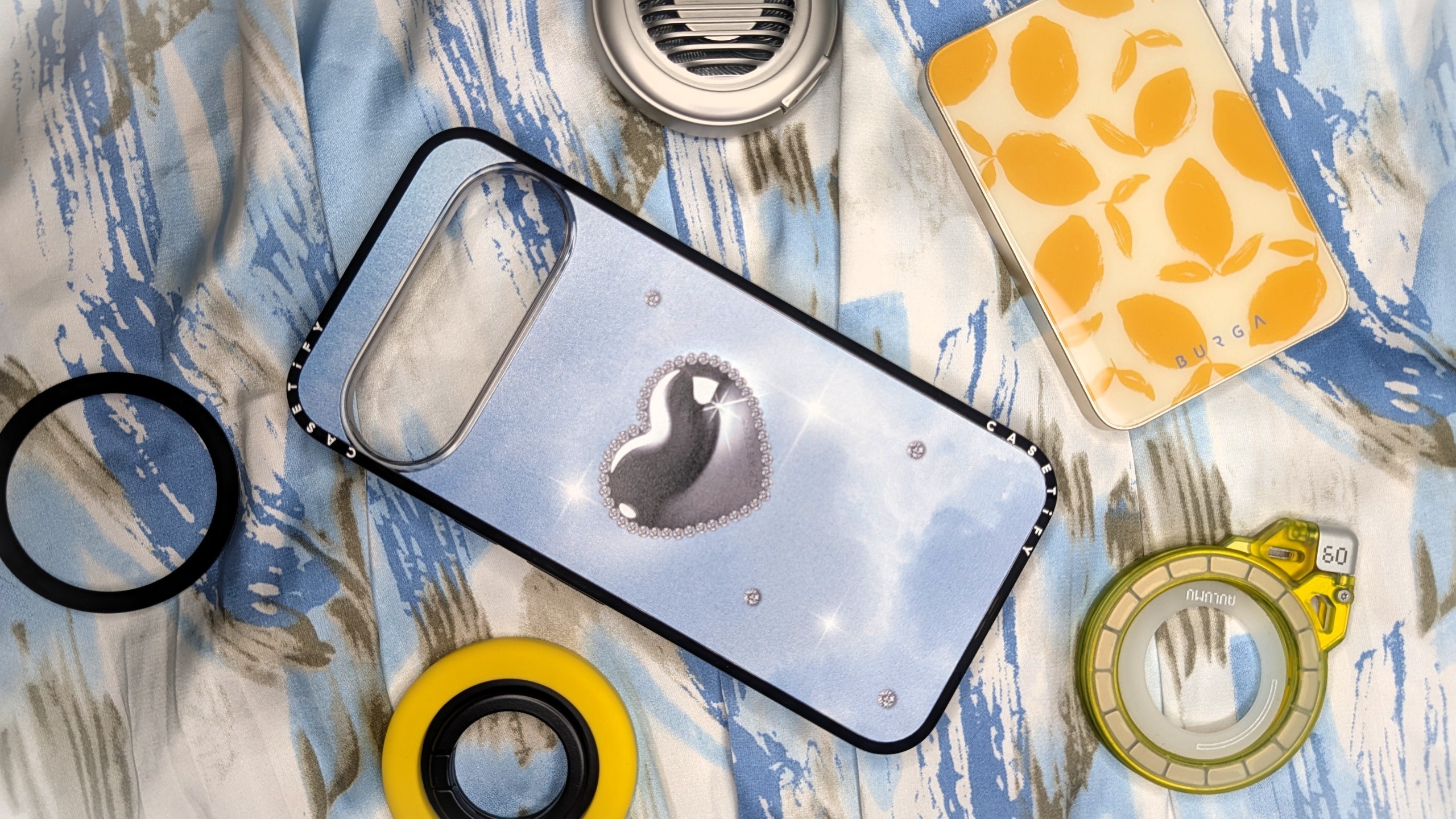 Pixelsnap and Qi2 accessories for the Pixel 11