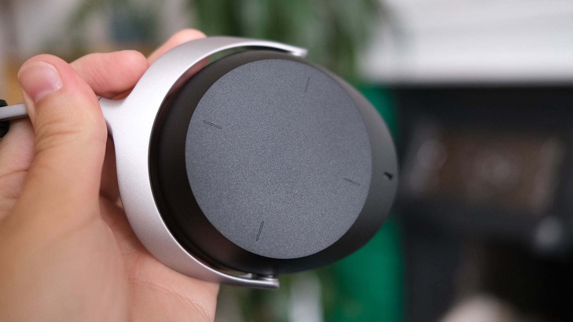 Beyerdynamic Aventho 300 review