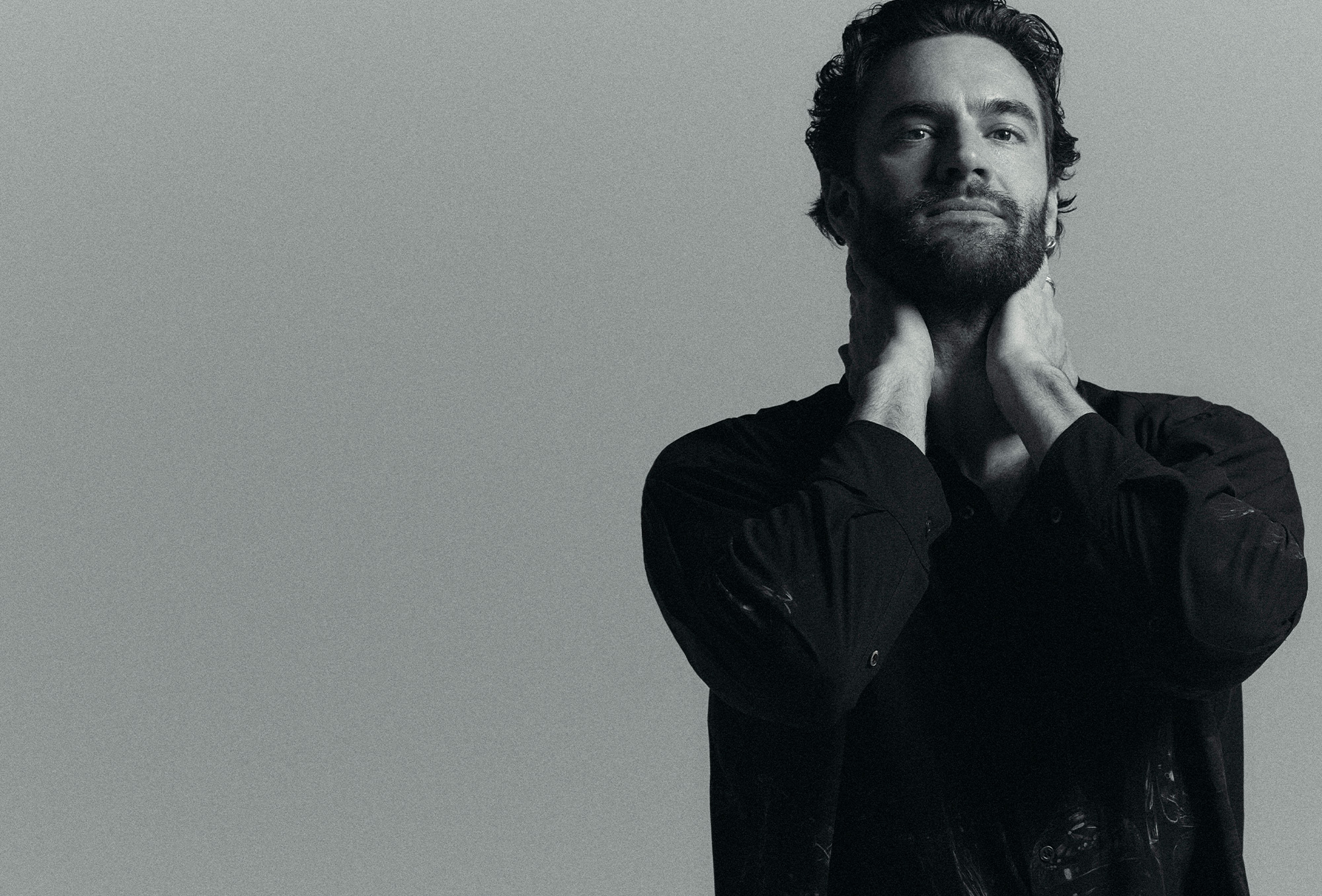 Portrait of Tom Bateman shot by Graham Dunn.